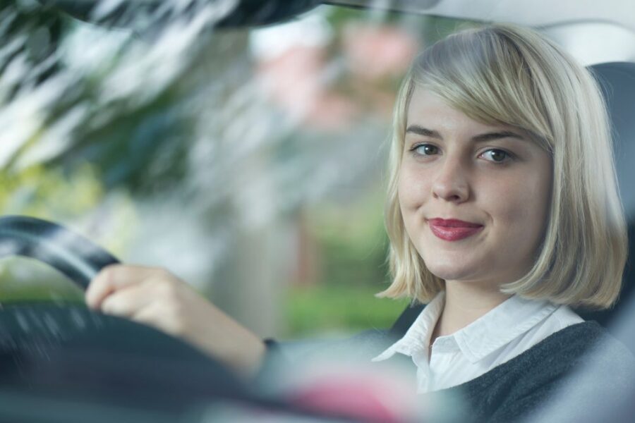 Las nuevas generaciones y los coches de ocasión una conexión que crece
